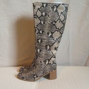Women's Marlee Gray Snakeskin Kneehigh Boots